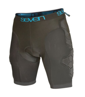 PROTECTION SEVEN FLEX SHORT