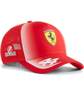 Casquette rouge trucker...