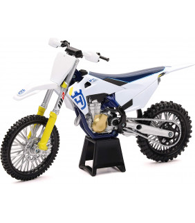 Moto Miniature NewRay...